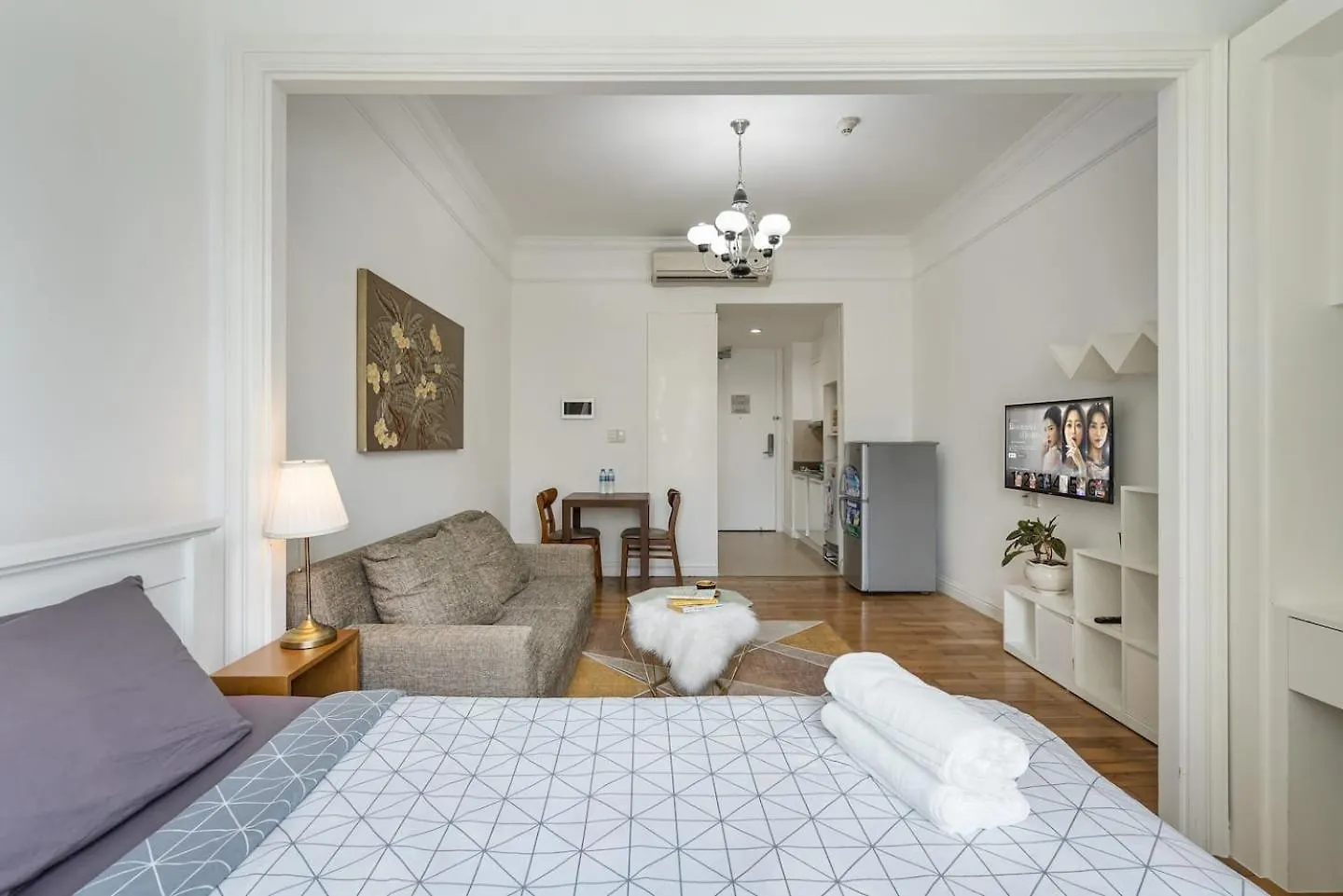 Apartment Gem Residence - The Manor Central Ho Chi Minh City