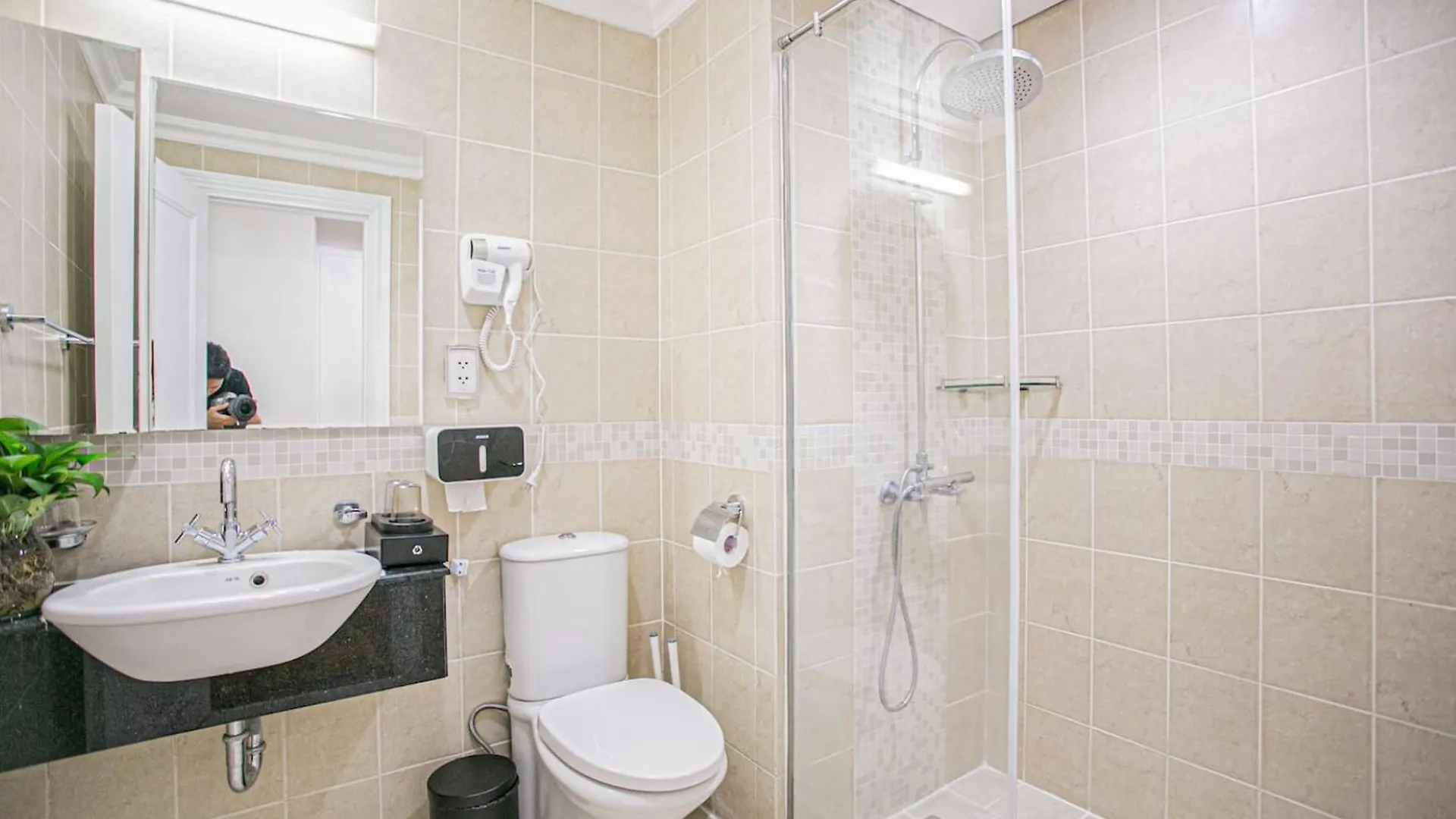 Apartment Gem Residence - The Manor Central Ho Chi Minh City Vietnam