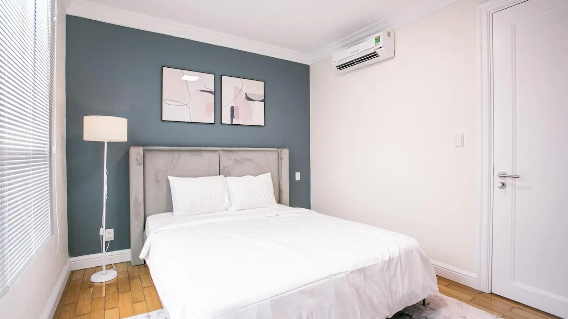 Gem Residence - The Manor Central Ho Chi Minh City Apartment
