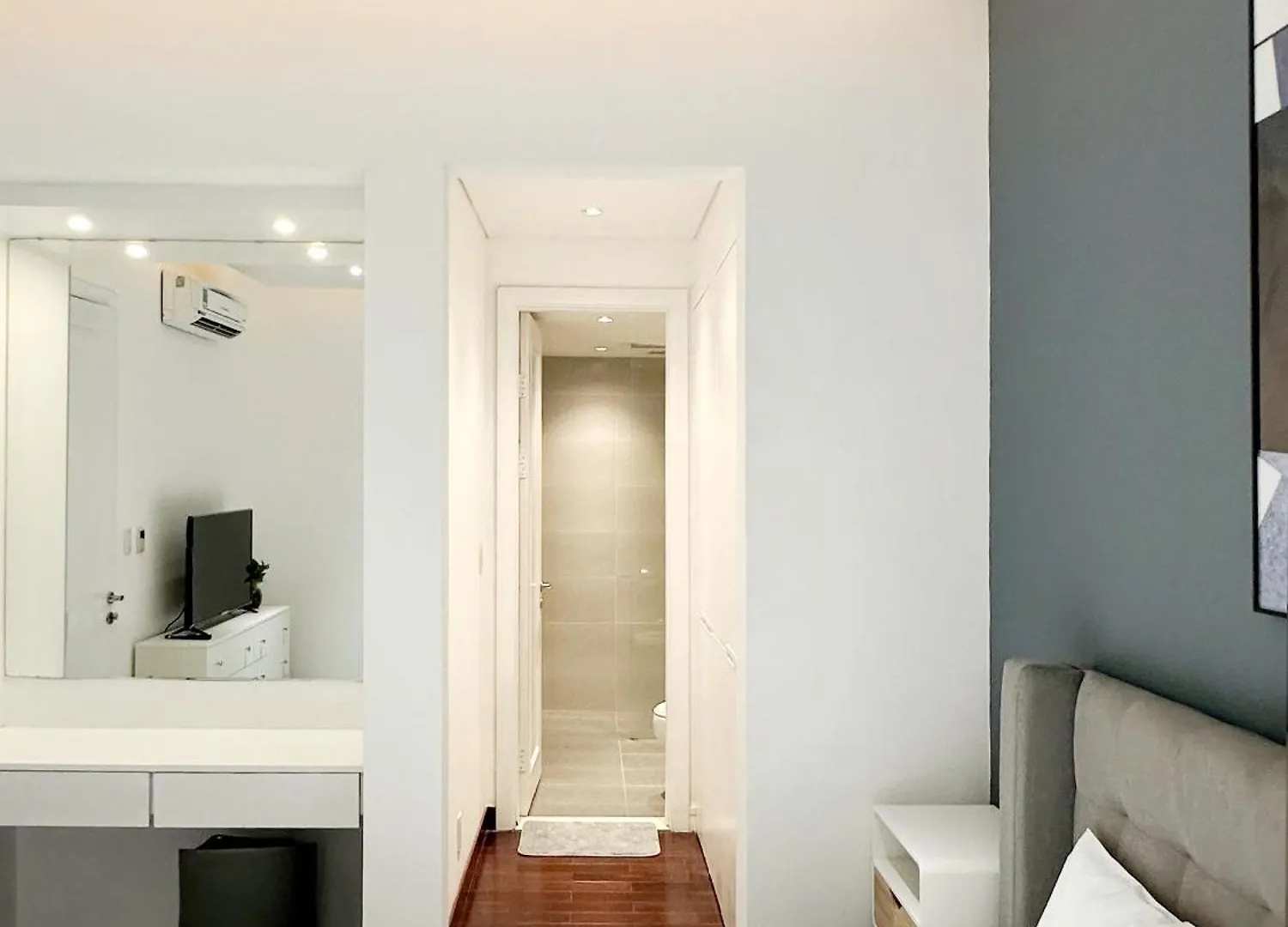 Apartment Gem Residence - The Manor Central Ho Chi Minh City